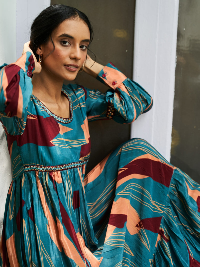 viscose satin dress Dhalia Viscose Satin Midi Dress With V-Neck And Batwing Sleeves In Black by Noria Anis