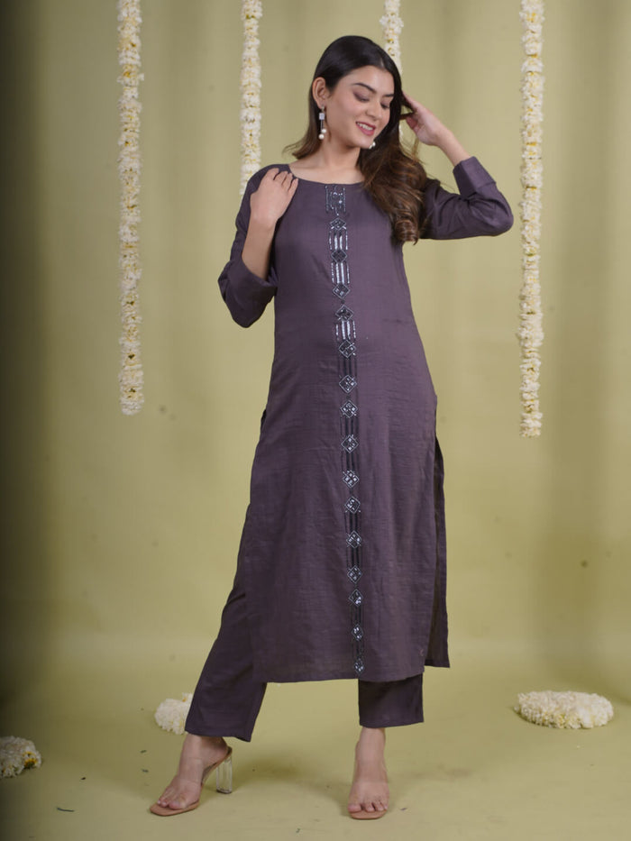 Open Hairstyle On Kurti