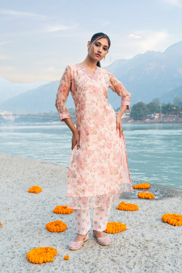 Light Peach Organza Digital Printed Kurta Set with Dupatta