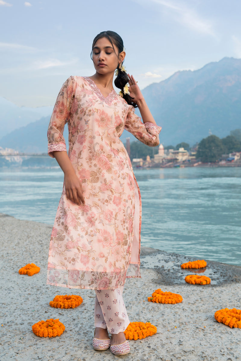 Light Peach Organza Digital Printed Kurta Set with Dupatta