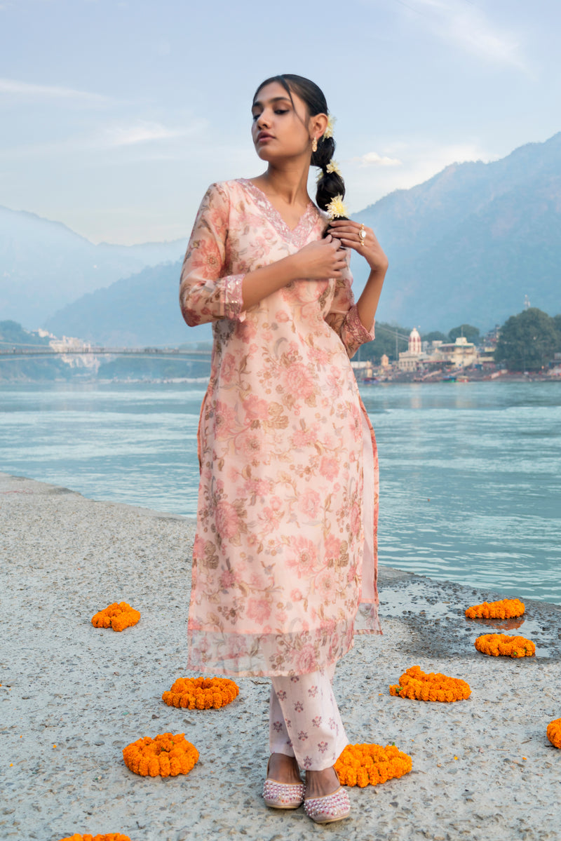 Light Peach Organza Digital Printed Kurta Set with Dupatta