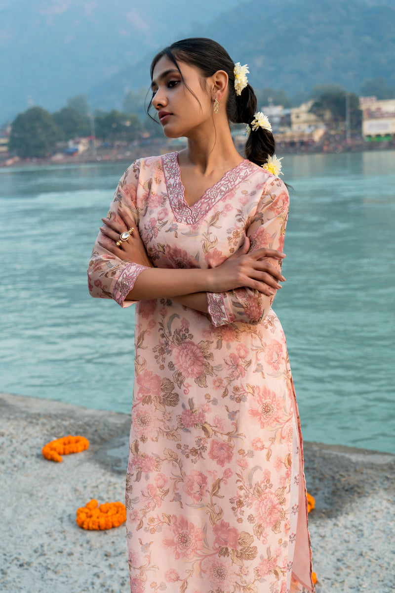 Light Peach Organza Digital Printed Kurta Set with Dupatta