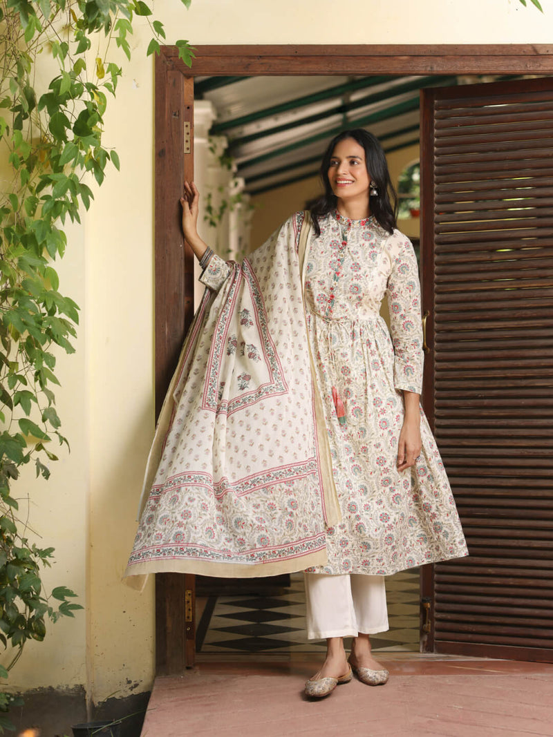 KIRAN - FLORAL PRINT PURE COTTON ANARKALI KURTA SET WITH MULMUL DUPATTA AND INTRICATE EMBROIDERY WORK