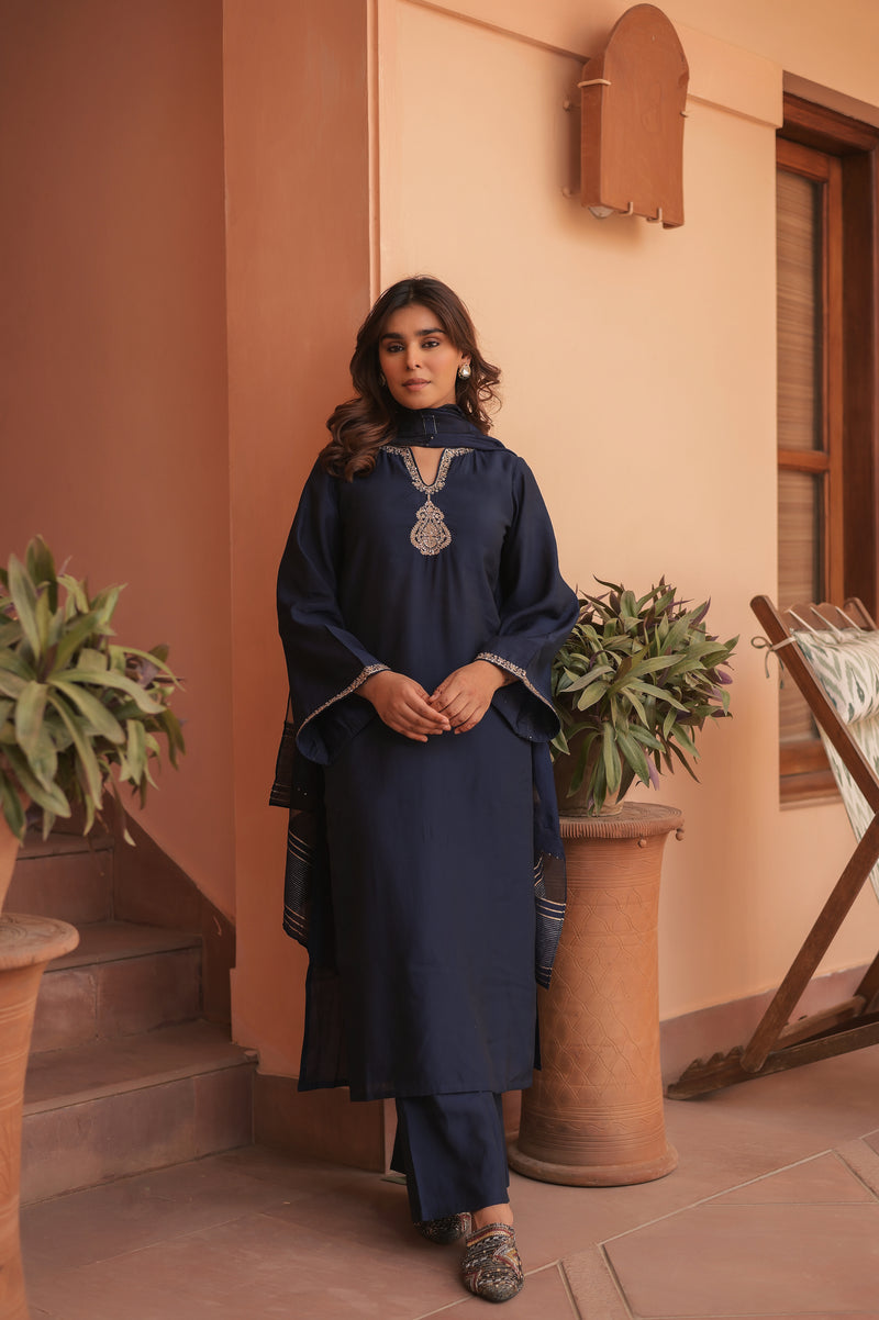 Majestic Grace Silk Kurta Set With Dupatta