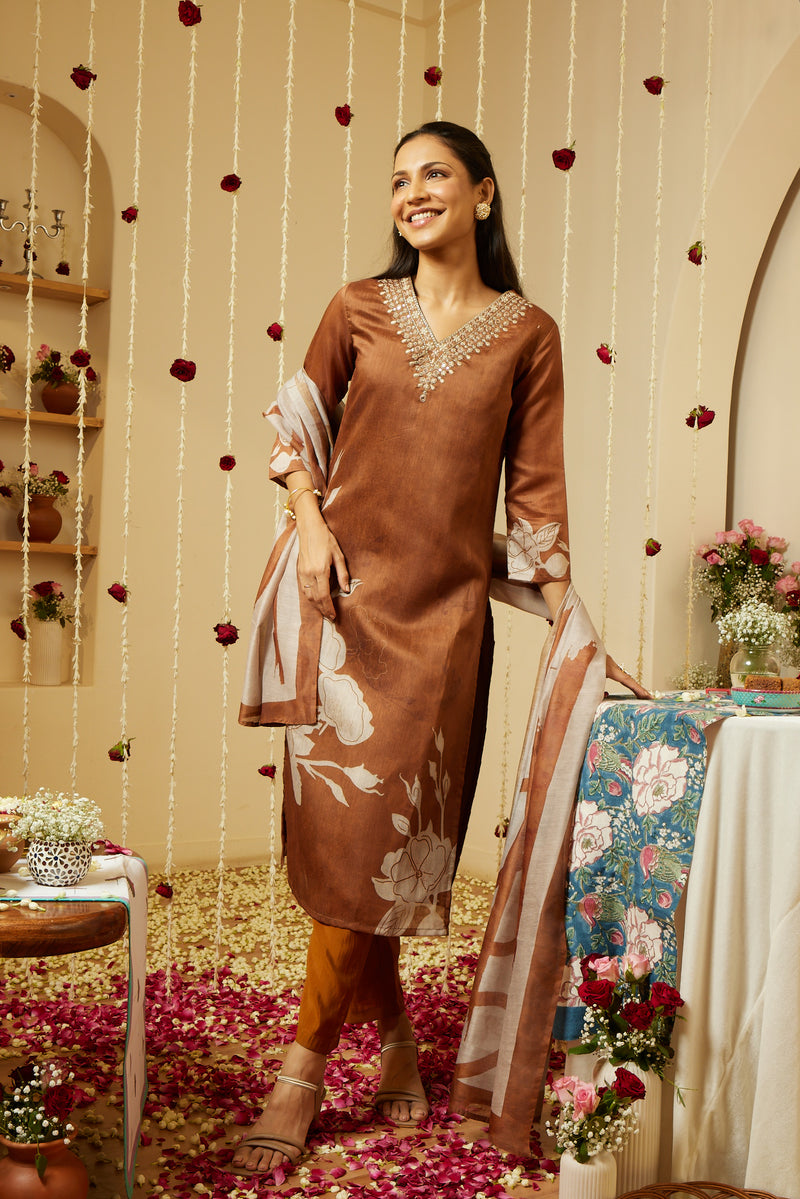 Mocha Brown Visakha Silk Kurti Set with Shantoon Pant & Chanderi Dupatta